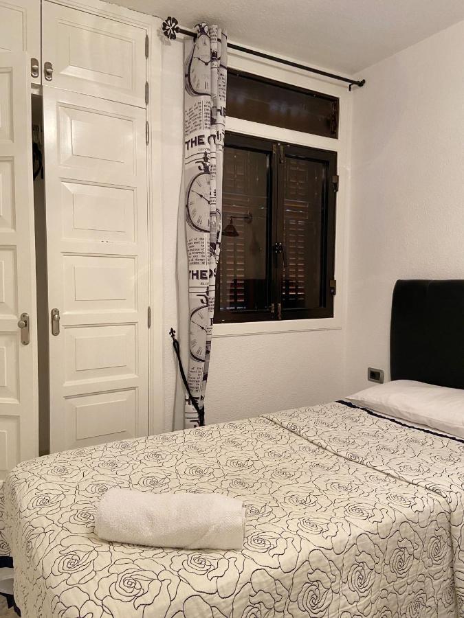 Los Cristianos 1 bed Victoria Court Exterior foto